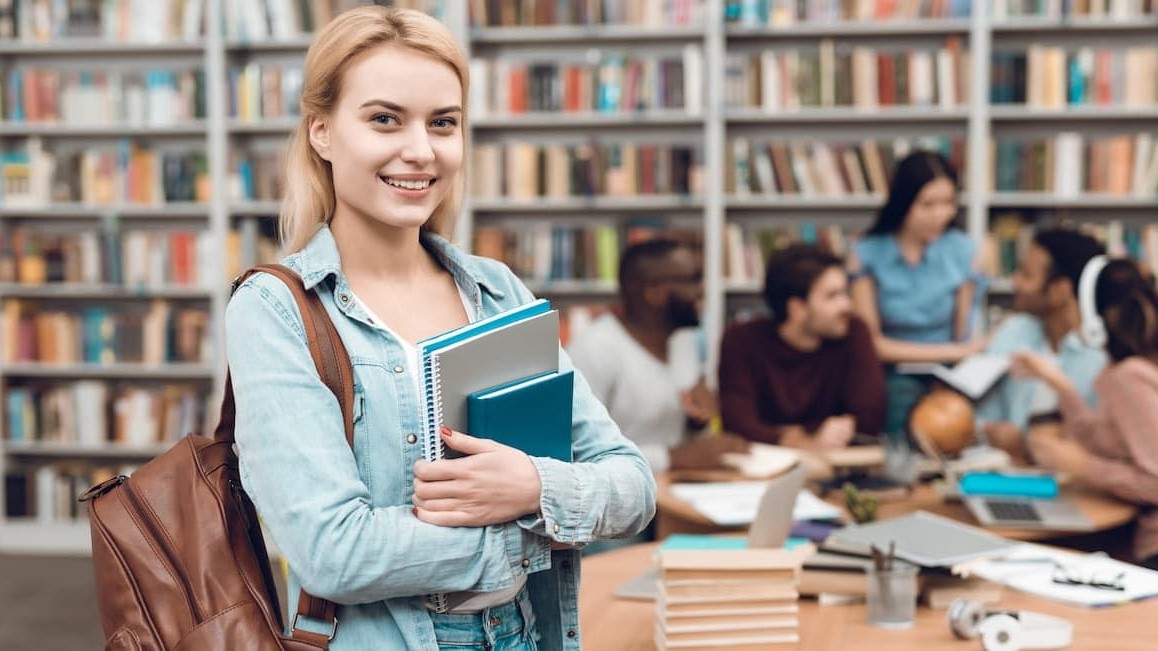 Science scholarship students meet UK ambassador ahead of journey to Britain